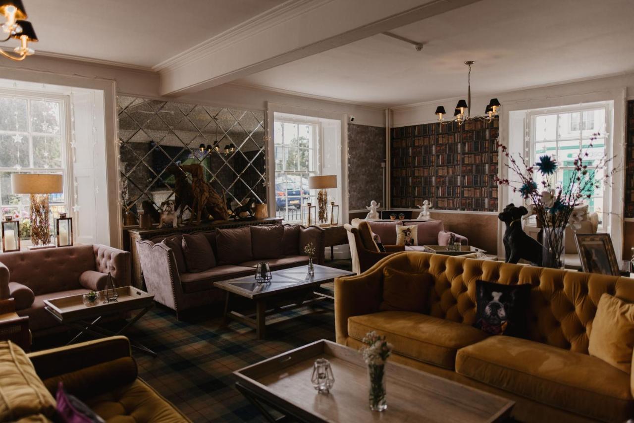 Atholl Arms Hotel Дънкелд Екстериор снимка
