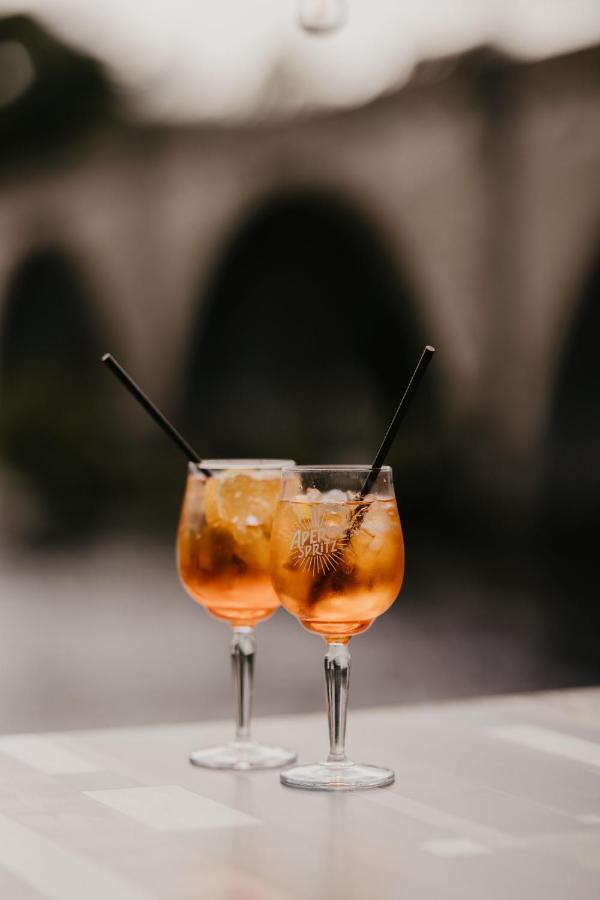 Atholl Arms Hotel Дънкелд Екстериор снимка
