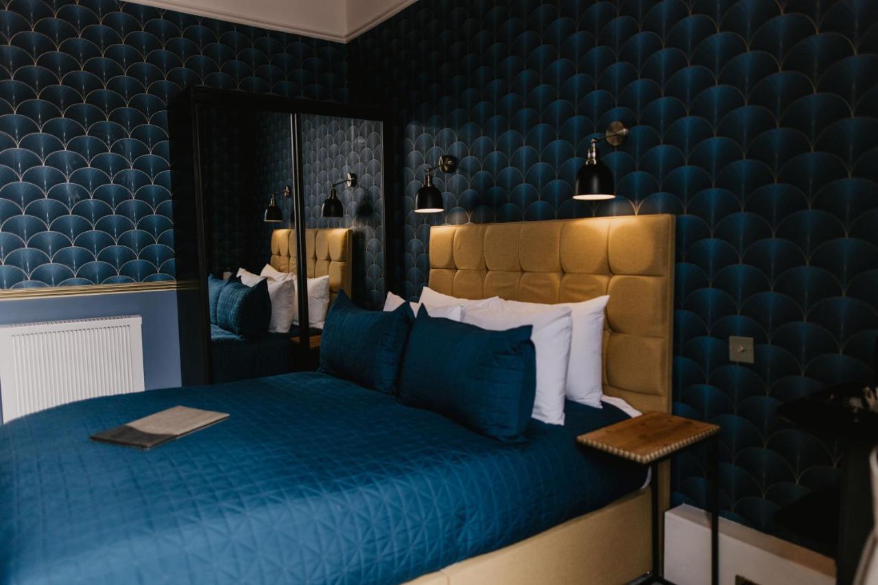 Atholl Arms Hotel Дънкелд Екстериор снимка