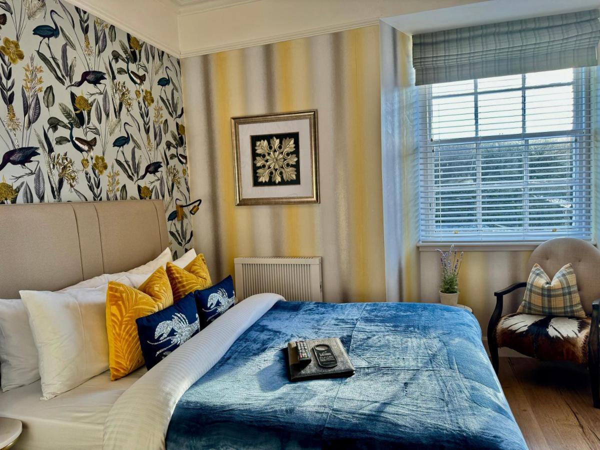 Atholl Arms Hotel Дънкелд Екстериор снимка